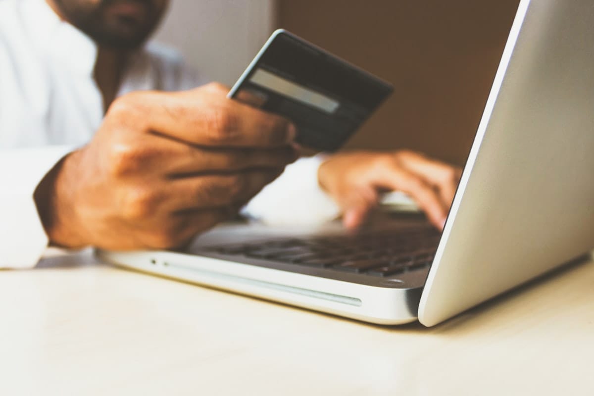 Panier achat en ligne e-commerce boutique